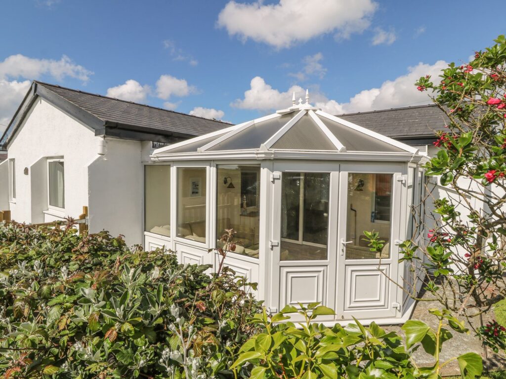 North Wales holiday cottage exterior – Maes Y Coed